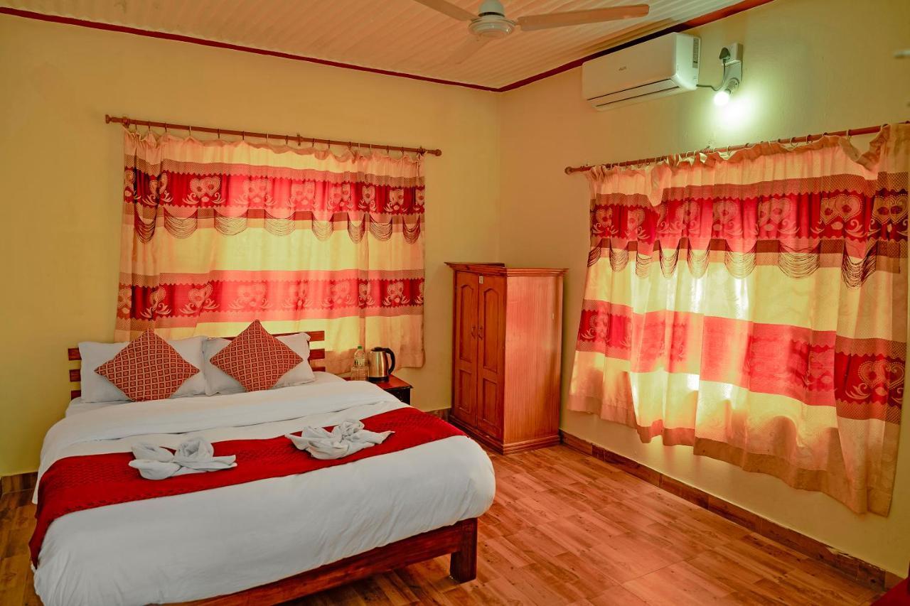 Hotel Plaza Nepal Pokhara Zewnętrze zdjęcie